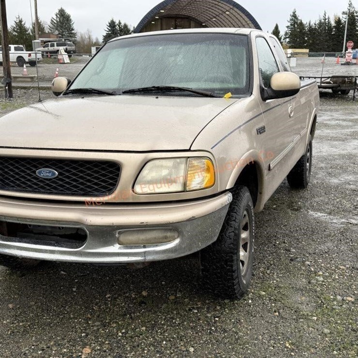 1997 FORD F250 LARIAT
