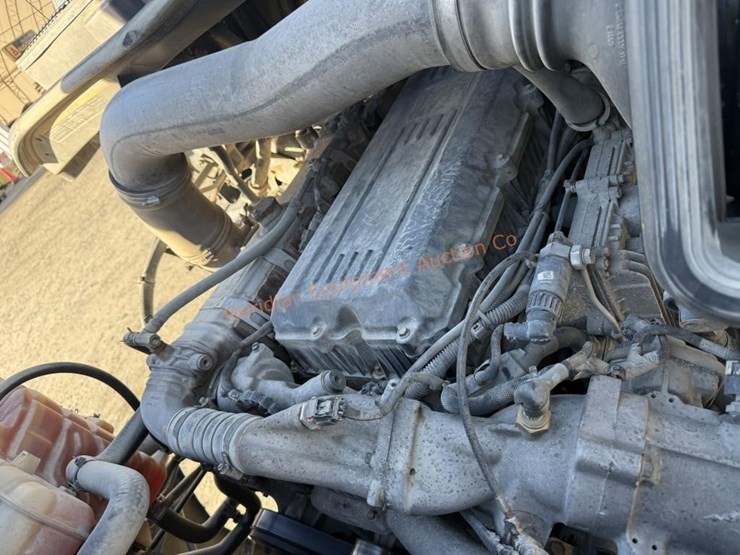 2017-international-prostar-image-15