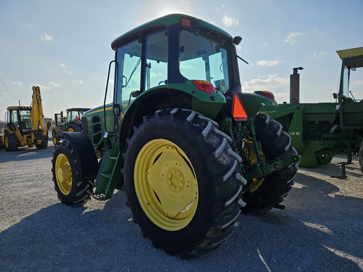 john-deere-7130-image-11