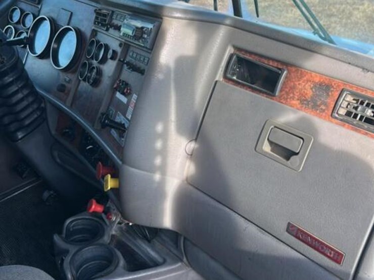 kenworth-t800-image-8