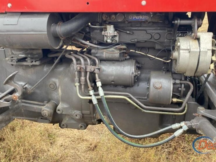 massey-ferguson-240-image-6