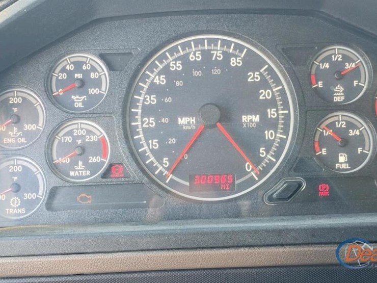 2019-international-hx615-image-39