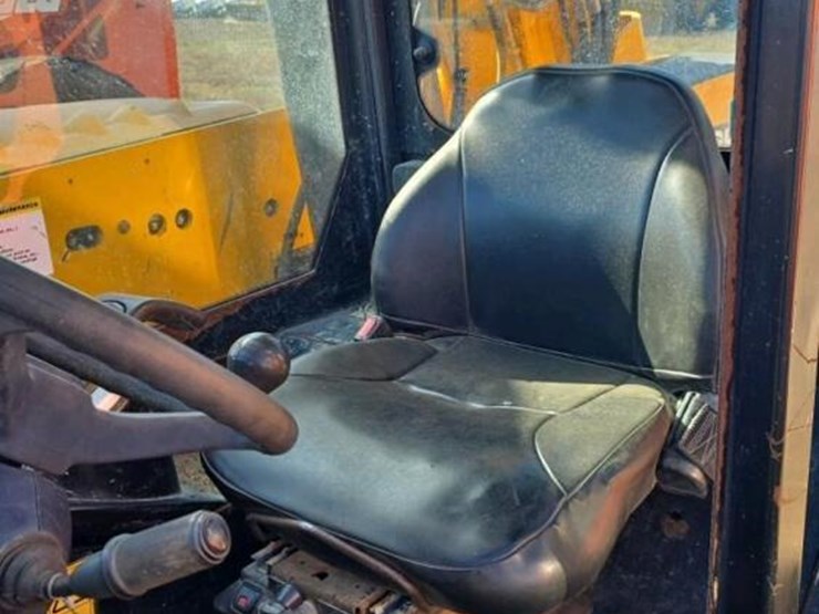 2018-jcb-505-20-image-18