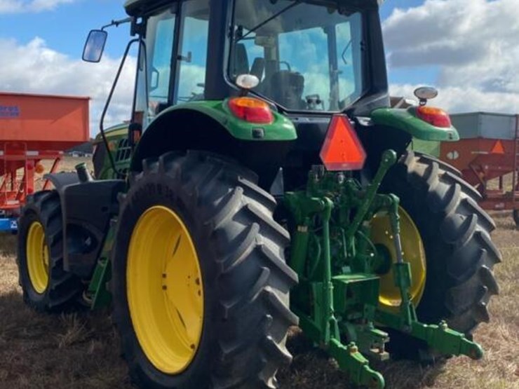 john-deere-6130m-image-10