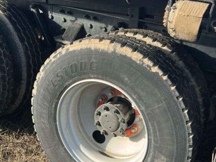 kenworth-t800-image-15