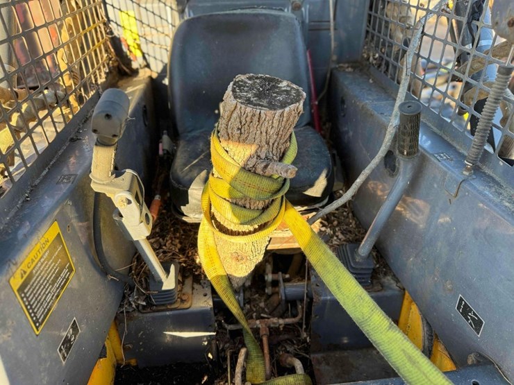 new-holland-ls190-image-5