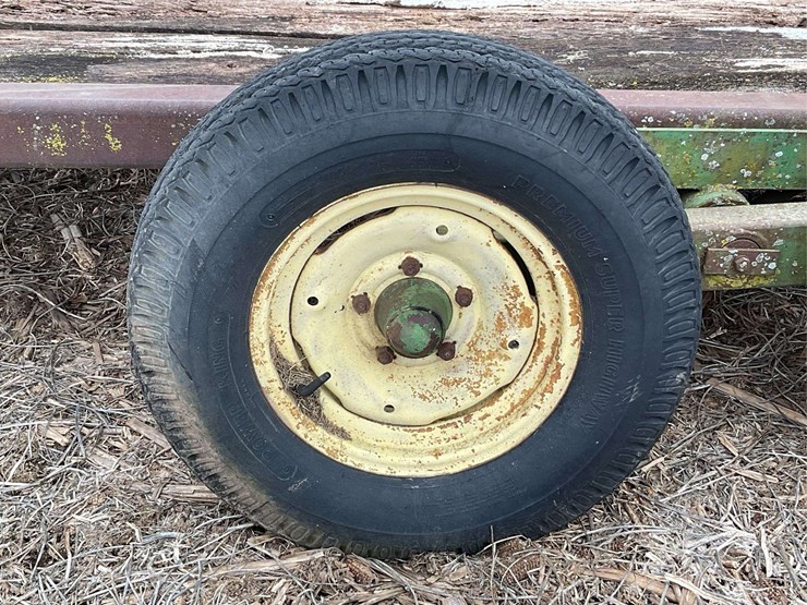 john-deere-28-image-13