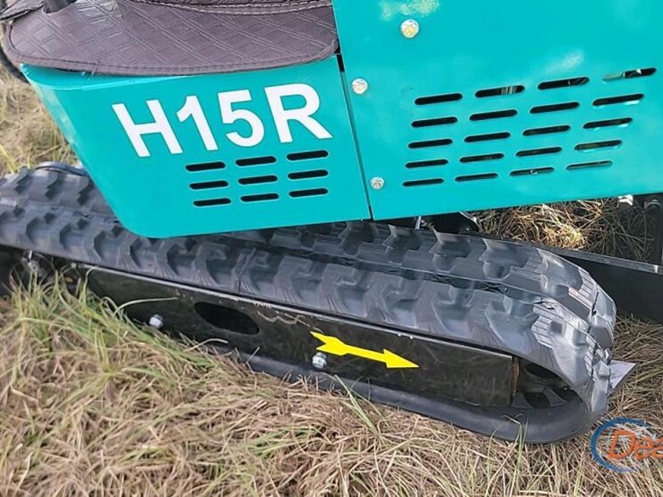 unused-2025-cfg-h15r-mini-excavator,-s/n-20250906w0002:-420cc-gas-eng.,-15"-bkt.,-4x6-tracks,-38.5"-base-image-7