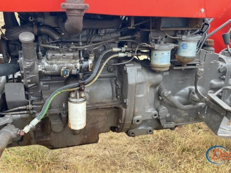 massey-ferguson-240-image-3