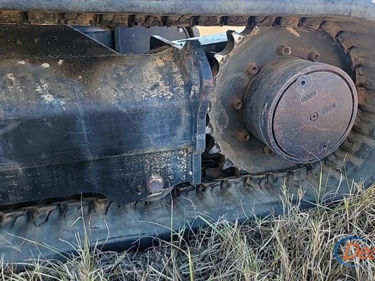 2020-caterpillar-302.7d-image-17