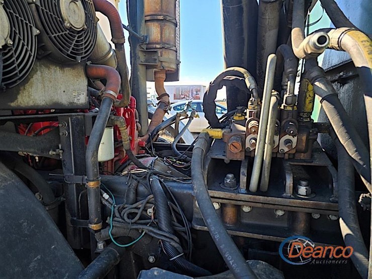 2015-mack-garbage-truck,-s/n-1m2au14c9fm002359-(no-title---bill-of-sale-only):-auto.,-runs,-won't-build-air,-124k-mi.-image-18