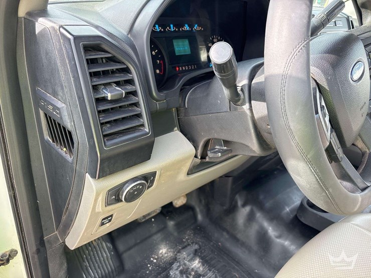 2017-ford-f150-image-17