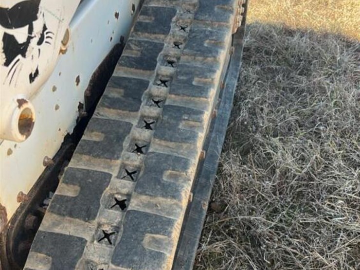 2014-bobcat-t590-image-11