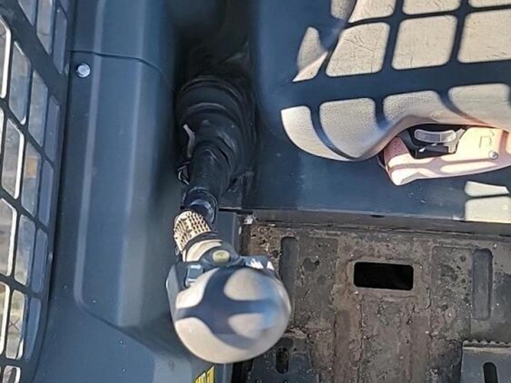 2022-bobcat-t62-image-19