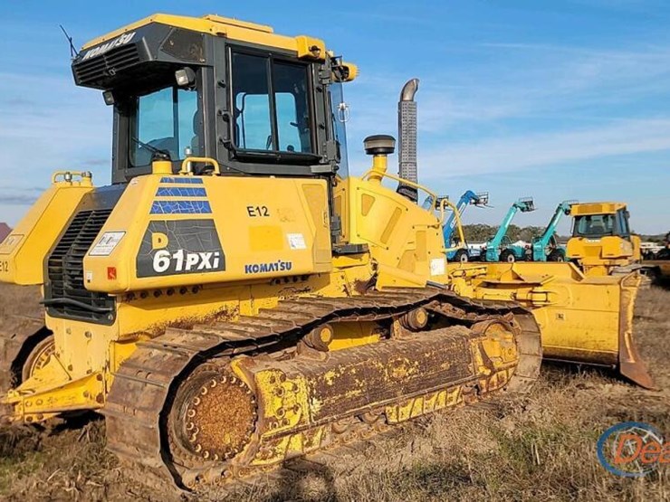 2016-komatsu-d61pxi-23-image-2