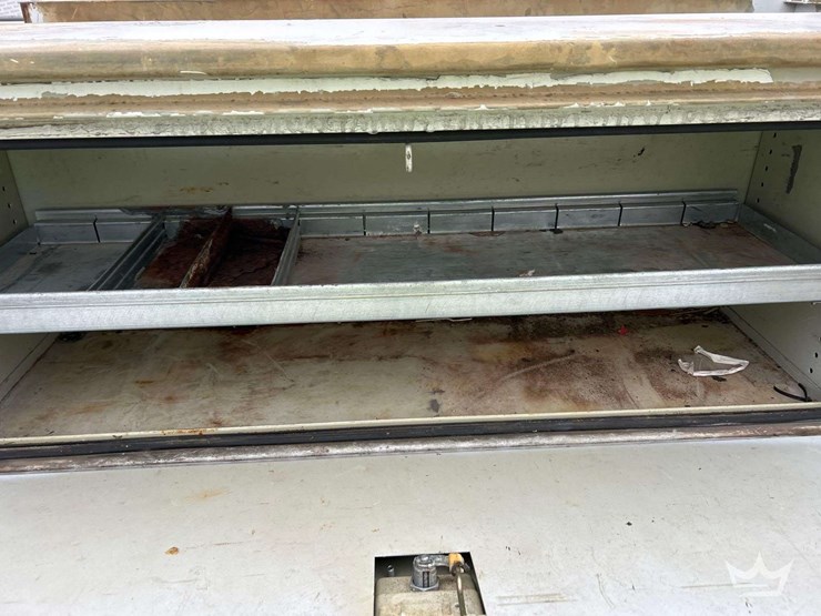 2006-chevrolet-silverado-2500-image-27