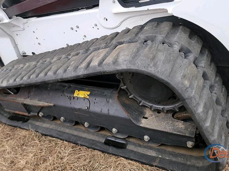 2022-bobcat-t770-image-10