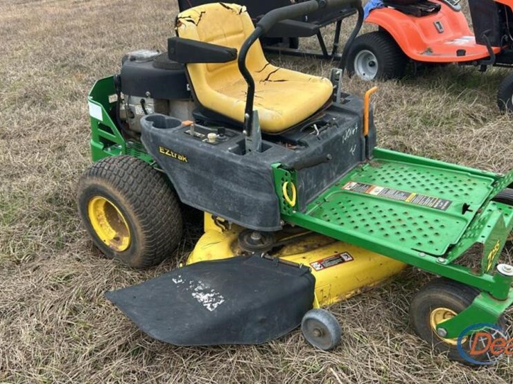 john-deere-z255-image-2