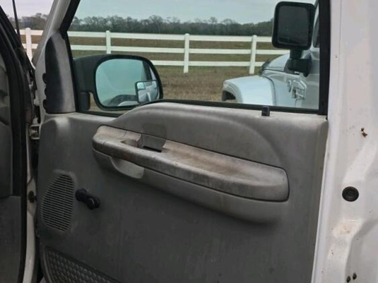 2003-ford-f250-image-4