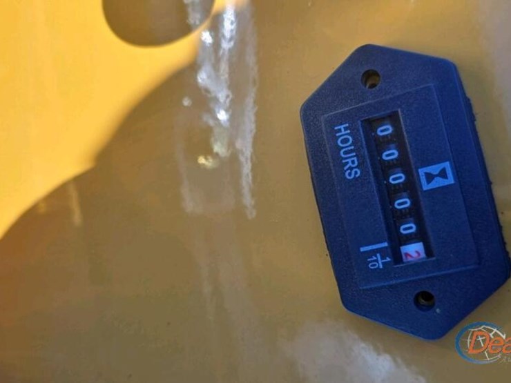 unused-2025-cfg-mx12r-mini-excavator,-s/n-2025x0000129:-15hp-gas-eng.,-bkt.-image-16