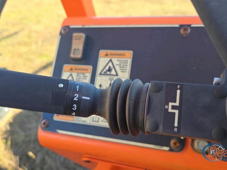 2014-sky-trak-6042-image-21