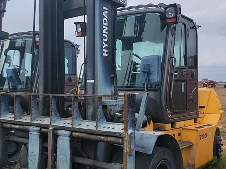 hyundai-70d-9-image-1