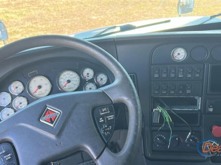 2015-international-prostar-image-22