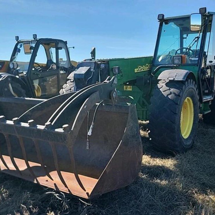 JOHN DEERE 3400