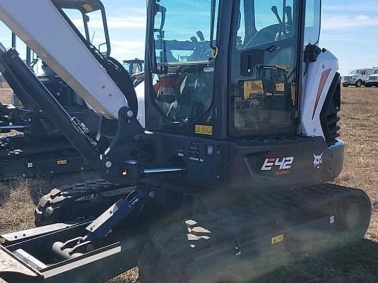 bobcat-e42r2-image-3