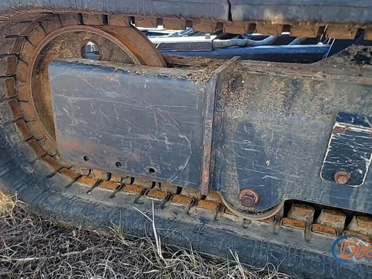 2022-kubota-kx040-image-16