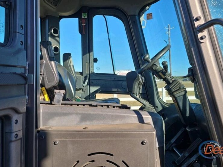 hyundai-70d-9-image-9