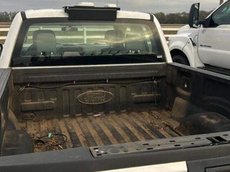 2019-ford-f150-image-5