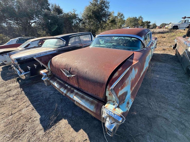 1958-cadillac-series-62-image-4