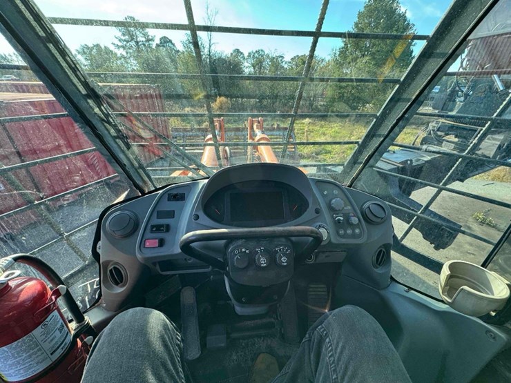 hitachi-zw370-6-image-13