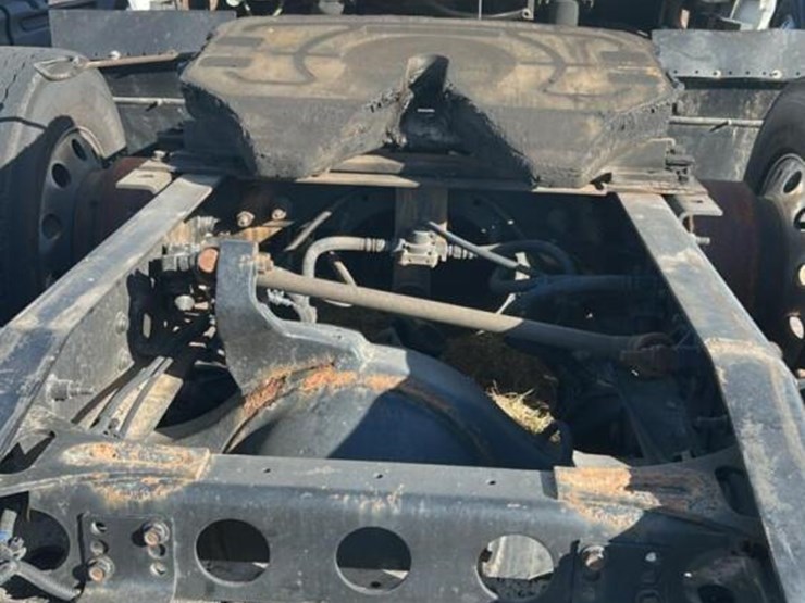 2015-international-prostar-image-12