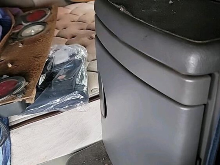 international-prostar-image-24