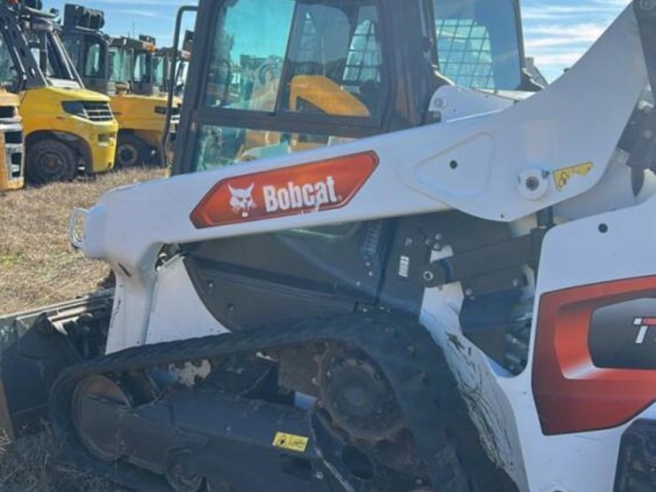2023-bobcat-t64-image-9