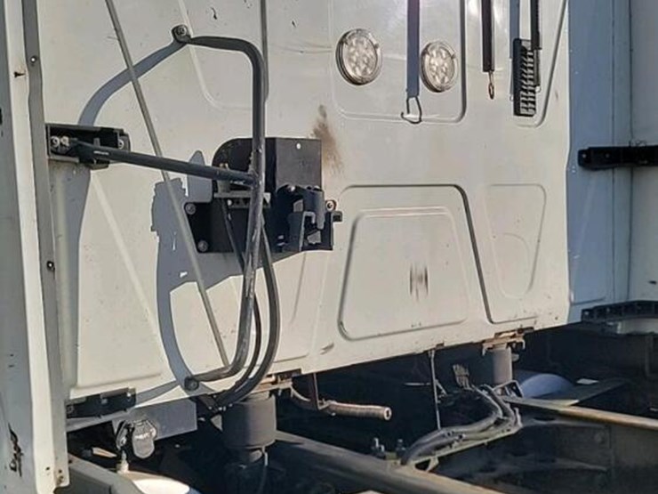 2015-international-prostar-image-14