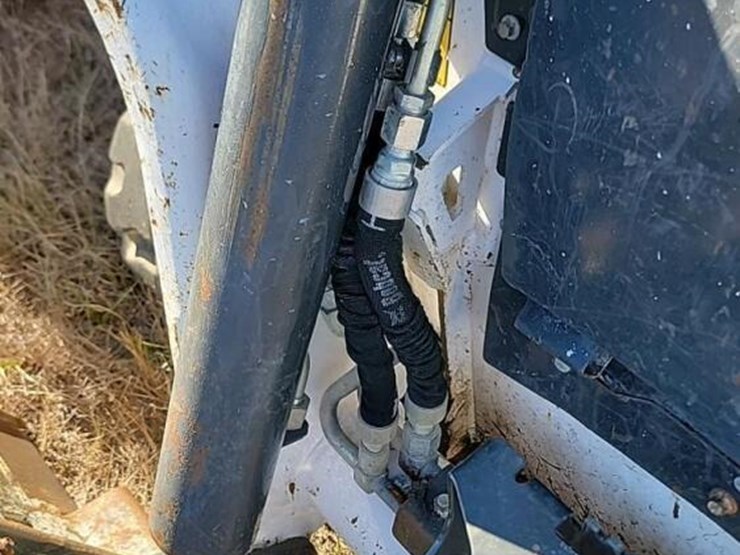 2022-bobcat-t62-image-18