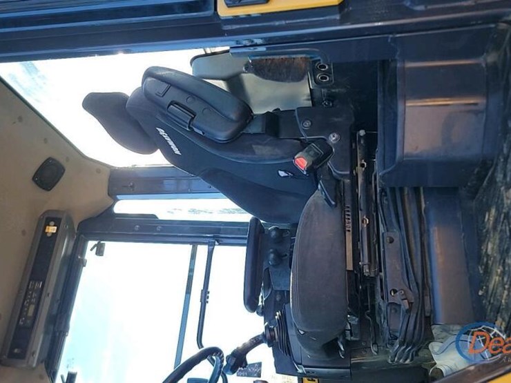 2019-komatsu-wa320-8-image-27