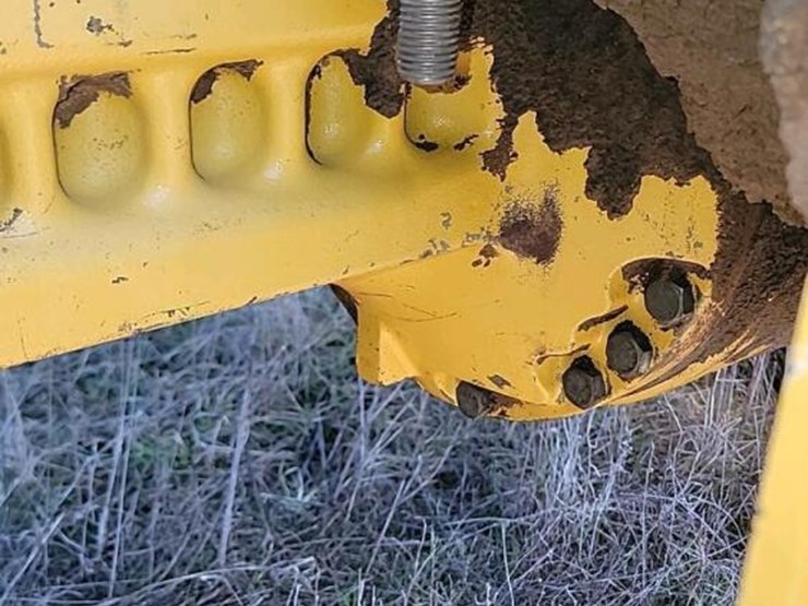 2005-deere-544j-image-16