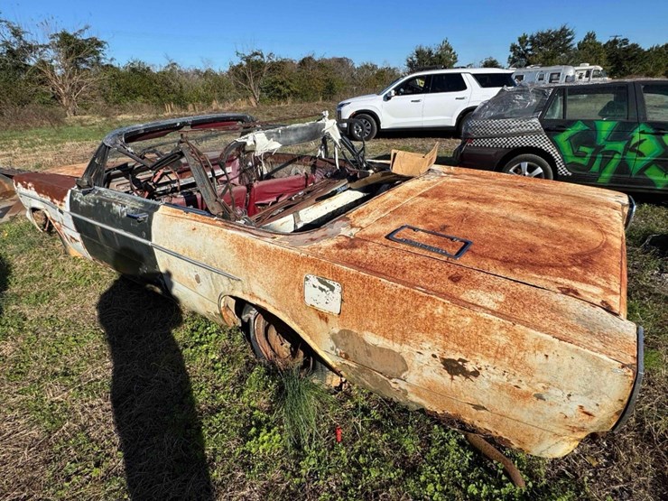 1968-ford-galaxie-500-convertible-image-3