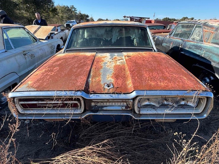 1964-ford-thunderbird-image-4
