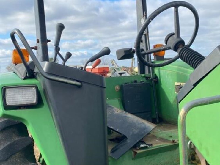 john-deere-6400-image-4
