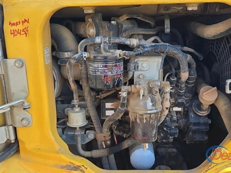 komatsu-pc30mr-5-image-7