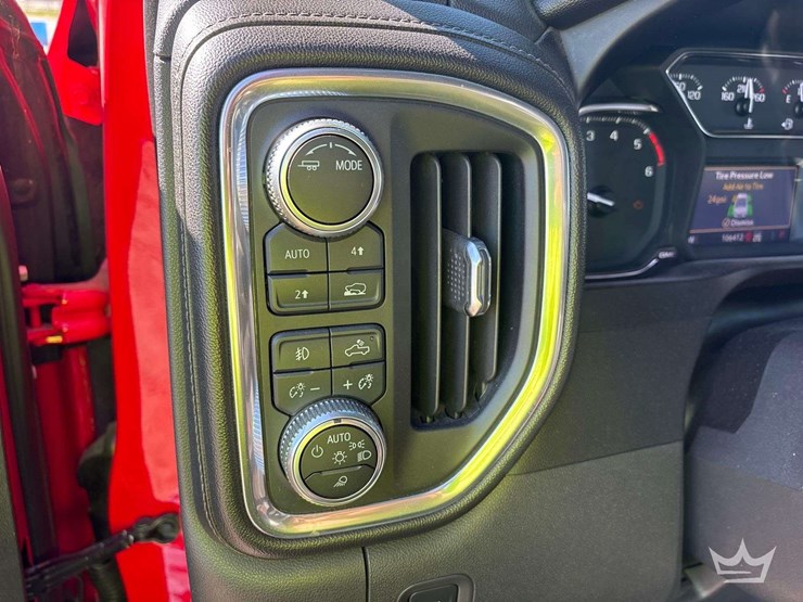 2020-gmc-sierra-1500-slt-image-19
