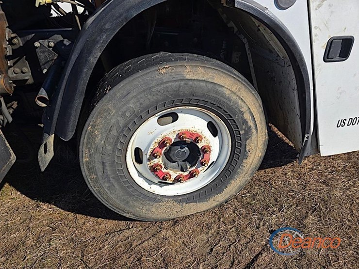 2015-mack-garbage-truck,-s/n-1m2au14c9fm002359-(no-title---bill-of-sale-only):-auto.,-runs,-won't-build-air,-124k-mi.-image-4