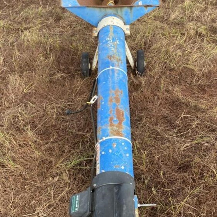8' AUGER W/ MOTOR