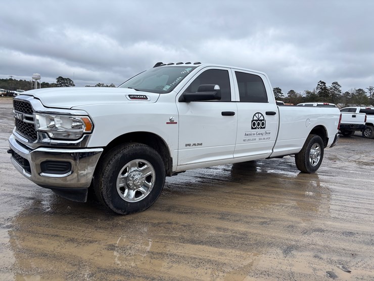 dodge-ram-2500-image-1