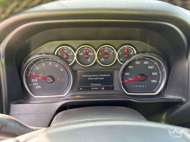 2019-chevrolet-silverado-1500-lt-4x4-crew-cab-pickup-truck-image-20